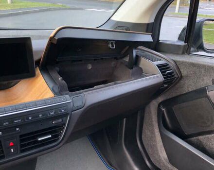 Черный БМВ И3, объемом двигателя 0 л и пробегом 91 тыс. км за 13500 $, фото 44 на Automoto.ua