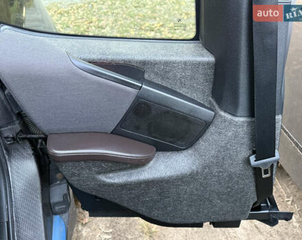 Черный БМВ И3, объемом двигателя 0 л и пробегом 60 тыс. км за 8999 $, фото 63 на Automoto.ua