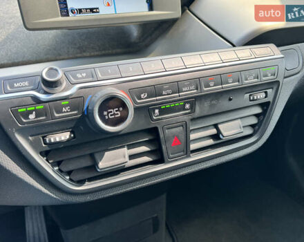 Черный БМВ И3, объемом двигателя 0 л и пробегом 164 тыс. км за 8350 $, фото 15 на Automoto.ua