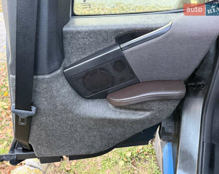 Черный БМВ И3, объемом двигателя 0 л и пробегом 60 тыс. км за 8999 $, фото 37 на Automoto.ua