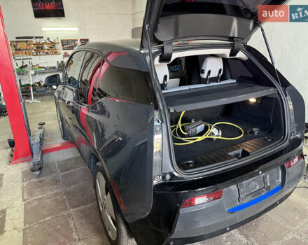 Черный БМВ И3, объемом двигателя 0 л и пробегом 62 тыс. км за 7500 $, фото 6 на Automoto.ua