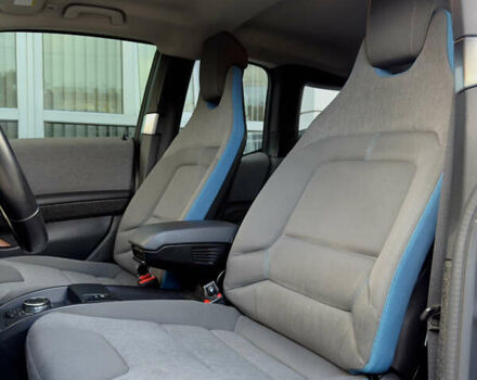 Черный БМВ И3, объемом двигателя 0.7 л и пробегом 90 тыс. км за 15500 $, фото 11 на Automoto.ua