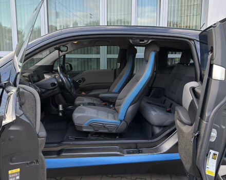 Черный БМВ И3, объемом двигателя 0.7 л и пробегом 90 тыс. км за 15500 $, фото 4 на Automoto.ua