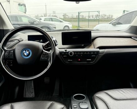 Черный БМВ И3, объемом двигателя 0 л и пробегом 155 тыс. км за 11700 $, фото 4 на Automoto.ua