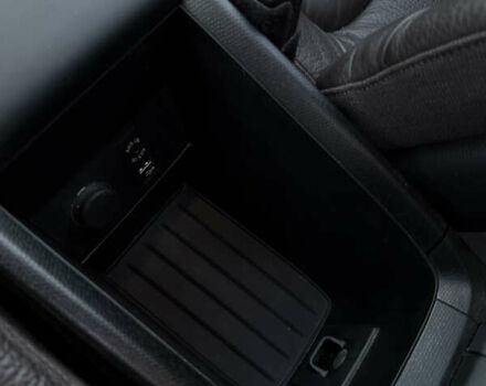 Черный БМВ И3, объемом двигателя 0 л и пробегом 92 тыс. км за 14500 $, фото 28 на Automoto.ua