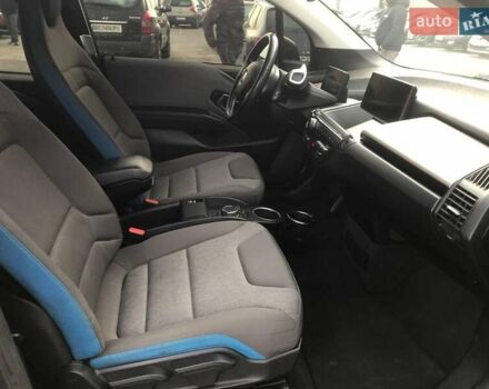 Черный БМВ И3, объемом двигателя 0.65 л и пробегом 180 тыс. км за 13590 $, фото 15 на Automoto.ua