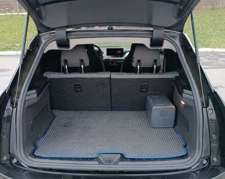 Черный БМВ И3, объемом двигателя 0.65 л и пробегом 180 тыс. км за 13500 $, фото 10 на Automoto.ua