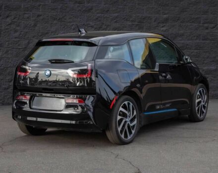 Чорний БМВ І3, об'ємом двигуна 0.7 л та пробігом 75 тис. км за 8400 $, фото 4 на Automoto.ua