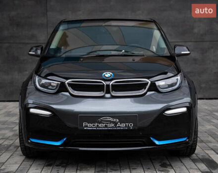 Черный БМВ И3, объемом двигателя 0 л и пробегом 64 тыс. км за 15000 $, фото 1 на Automoto.ua