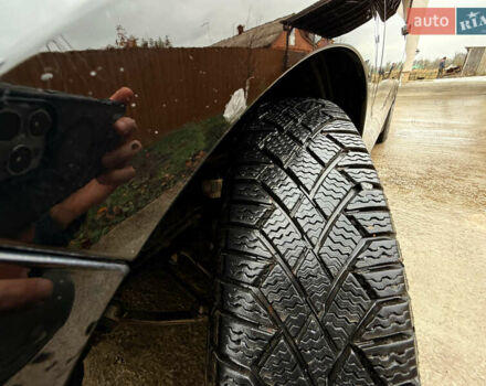 Черный БМВ И3, объемом двигателя 0 л и пробегом 155 тыс. км за 13050 $, фото 17 на Automoto.ua