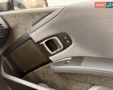 Черный БМВ И3, объемом двигателя 0 л и пробегом 71 тыс. км за 17800 $, фото 35 на Automoto.ua