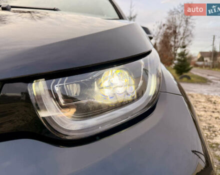 Черный БМВ И3, объемом двигателя 0 л и пробегом 71 тыс. км за 17800 $, фото 10 на Automoto.ua