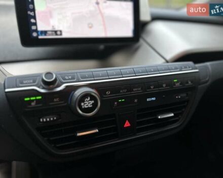 Черный БМВ И3, объемом двигателя 0 л и пробегом 69 тыс. км за 15200 $, фото 19 на Automoto.ua