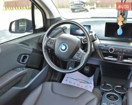 Черный БМВ И3, объемом двигателя 0 л и пробегом 75 тыс. км за 21900 $, фото 29 на Automoto.ua