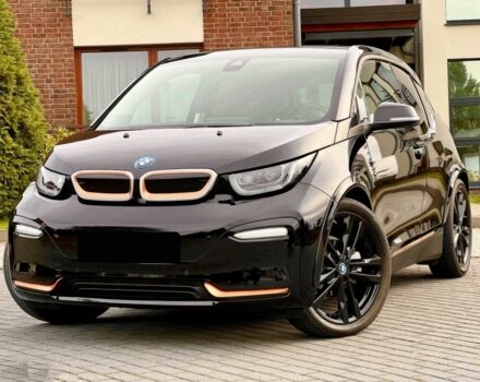 Черный БМВ И3, объемом двигателя 0 л и пробегом 46 тыс. км за 10000 $, фото 1 на Automoto.ua