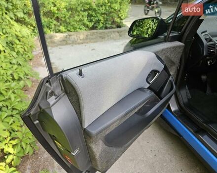 Черный БМВ И3, объемом двигателя 0.65 л и пробегом 40 тыс. км за 24000 $, фото 15 на Automoto.ua