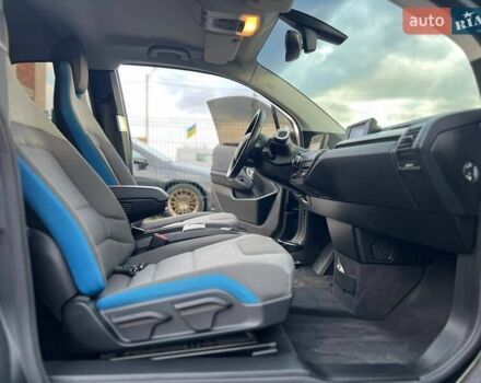 Чорний БМВ І3, об'ємом двигуна 0 л та пробігом 16 тис. км за 19000 $, фото 45 на Automoto.ua