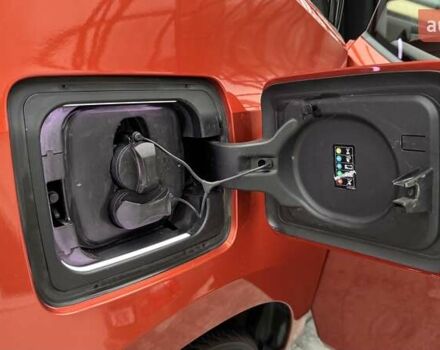 Красный БМВ И3, объемом двигателя 0 л и пробегом 96 тыс. км за 11500 $, фото 7 на Automoto.ua