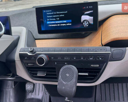 Красный БМВ И3, объемом двигателя 0 л и пробегом 49 тыс. км за 16300 $, фото 16 на Automoto.ua