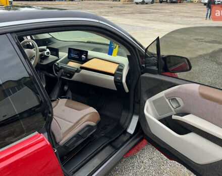 Красный БМВ И3, объемом двигателя 0 л и пробегом 49 тыс. км за 16300 $, фото 19 на Automoto.ua