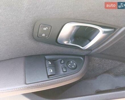 Красный БМВ И3, объемом двигателя 0 л и пробегом 32 тыс. км за 17400 $, фото 15 на Automoto.ua