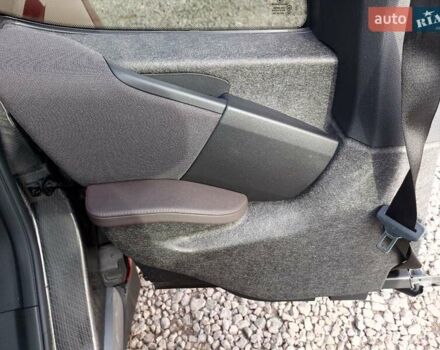 Красный БМВ И3, объемом двигателя 0 л и пробегом 32 тыс. км за 17400 $, фото 17 на Automoto.ua