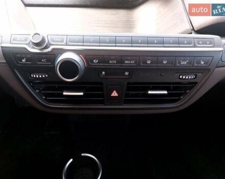 Красный БМВ И3, объемом двигателя 0 л и пробегом 32 тыс. км за 17400 $, фото 19 на Automoto.ua