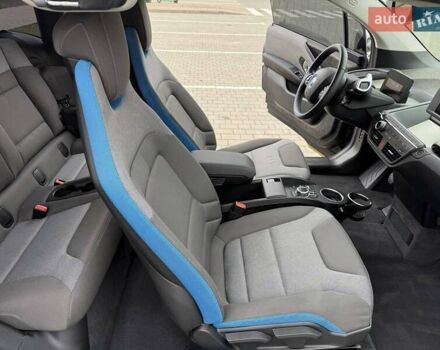 Желтый БМВ И3, объемом двигателя 0 л и пробегом 53 тыс. км за 22000 $, фото 5 на Automoto.ua