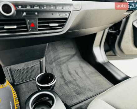 Серый БМВ И3, объемом двигателя 0 л и пробегом 65 тыс. км за 8300 $, фото 48 на Automoto.ua