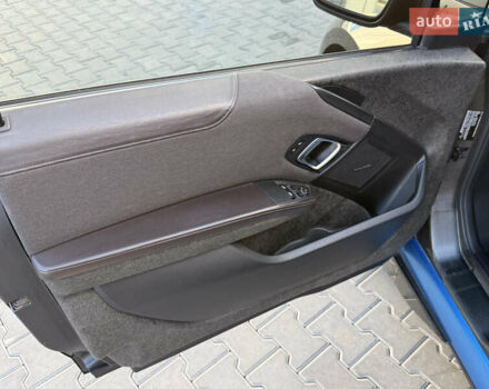 БМВ И3 2014 в Черновцах на Automoto.ua Серый БМВ И3, объемом двигателя 0.64 л и пробегом 154 тыс. км за 12200 $, фото 18 на Automoto.ua