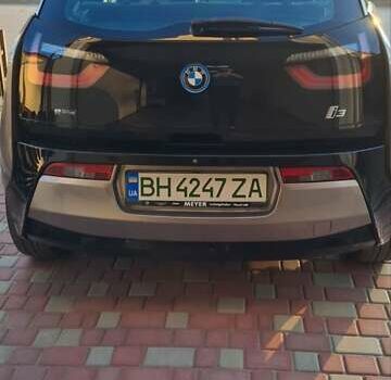 Серый БМВ И3, объемом двигателя 0 л и пробегом 105 тыс. км за 16900 $, фото 4 на Automoto.ua