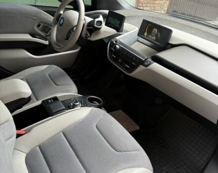 Серый БМВ И3, объемом двигателя 0.6 л и пробегом 80 тыс. км за 10500 $, фото 2 на Automoto.ua