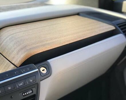 Сірий БМВ І3, об'ємом двигуна 0.65 л та пробігом 75 тис. км за 16000 $, фото 32 на Automoto.ua