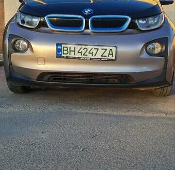 Серый БМВ И3, объемом двигателя 0 л и пробегом 105 тыс. км за 16900 $, фото 3 на Automoto.ua