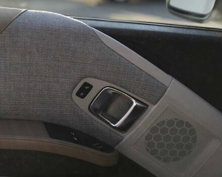 Сірий БМВ І3, об'ємом двигуна 0.65 л та пробігом 75 тис. км за 16000 $, фото 30 на Automoto.ua