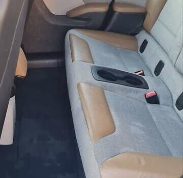 Серый БМВ И3, объемом двигателя 0 л и пробегом 105 тыс. км за 16900 $, фото 10 на Automoto.ua