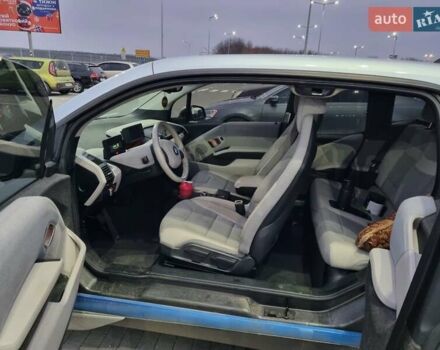 Серый БМВ И3, объемом двигателя 0 л и пробегом 100 тыс. км за 12300 $, фото 3 на Automoto.ua