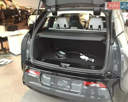 Серый БМВ И3, объемом двигателя 0 л и пробегом 33 тыс. км за 17500 $, фото 28 на Automoto.ua