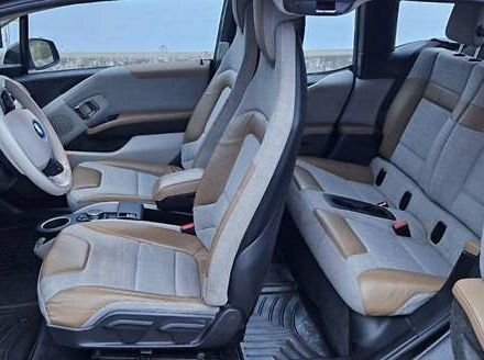 Серый БМВ И3, объемом двигателя 0 л и пробегом 102 тыс. км за 9000 $, фото 10 на Automoto.ua