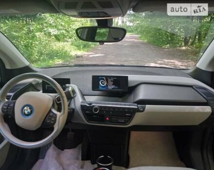 Серый БМВ И3, объемом двигателя 0 л и пробегом 72 тыс. км за 12000 $, фото 37 на Automoto.ua