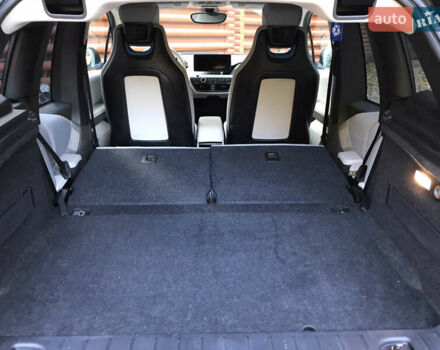 Серый БМВ И3, объемом двигателя 0.65 л и пробегом 148 тыс. км за 14900 $, фото 11 на Automoto.ua