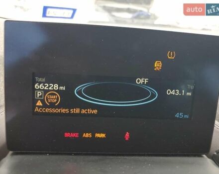 Серый БМВ И3, объемом двигателя 0.7 л и пробегом 106 тыс. км за 3000 $, фото 8 на Automoto.ua