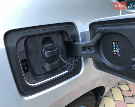 Серый БМВ И3, объемом двигателя 0.65 л и пробегом 148 тыс. км за 14900 $, фото 26 на Automoto.ua