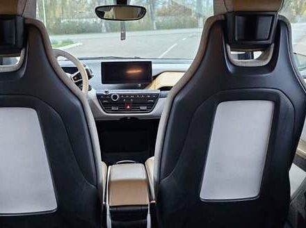 Серый БМВ И3, объемом двигателя 0 л и пробегом 102 тыс. км за 9000 $, фото 14 на Automoto.ua