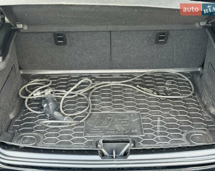 Серый БМВ И3, объемом двигателя 0.65 л и пробегом 130 тыс. км за 13800 $, фото 19 на Automoto.ua