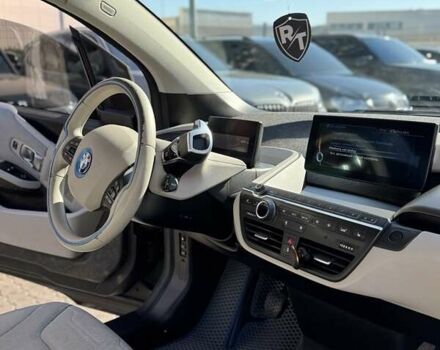 Сірий БМВ І3, об'ємом двигуна 0 л та пробігом 116 тис. км за 10800 $, фото 5 на Automoto.ua