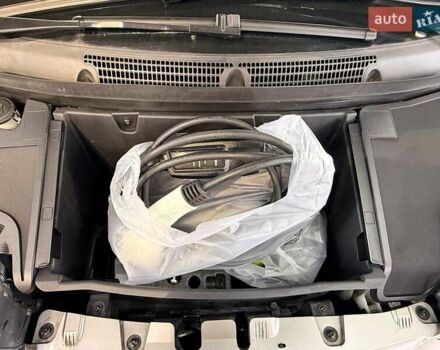 Сірий БМВ І3, об'ємом двигуна 0 л та пробігом 87 тис. км за 9990 $, фото 23 на Automoto.ua