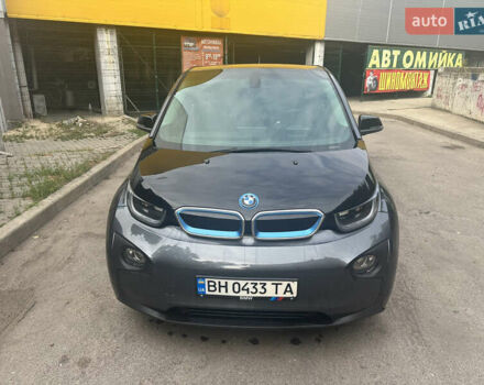Серый БМВ И3, объемом двигателя 0.65 л и пробегом 59 тыс. км за 13000 $, фото 1 на Automoto.ua