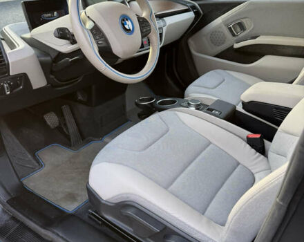 Серый БМВ И3, объемом двигателя 0 л и пробегом 28 тыс. км за 18500 $, фото 5 на Automoto.ua