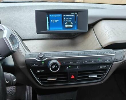 Серый БМВ И3, объемом двигателя 0 л и пробегом 92 тыс. км за 15800 $, фото 17 на Automoto.ua